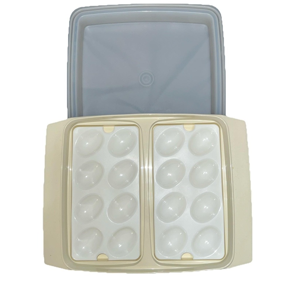 Vintage Tupperware Deviled Egg Keeper 723-1 Almond Carrier Tray‎ Tan 4pc Holds16